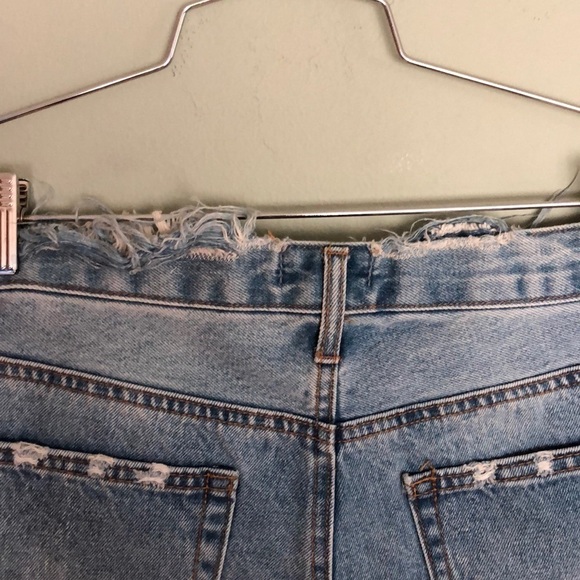 FOREVER 21 Destroyed Denim High Waist Distressed Jean Cutoff Edgy Size 27 Shorts - Picture 6 of 11